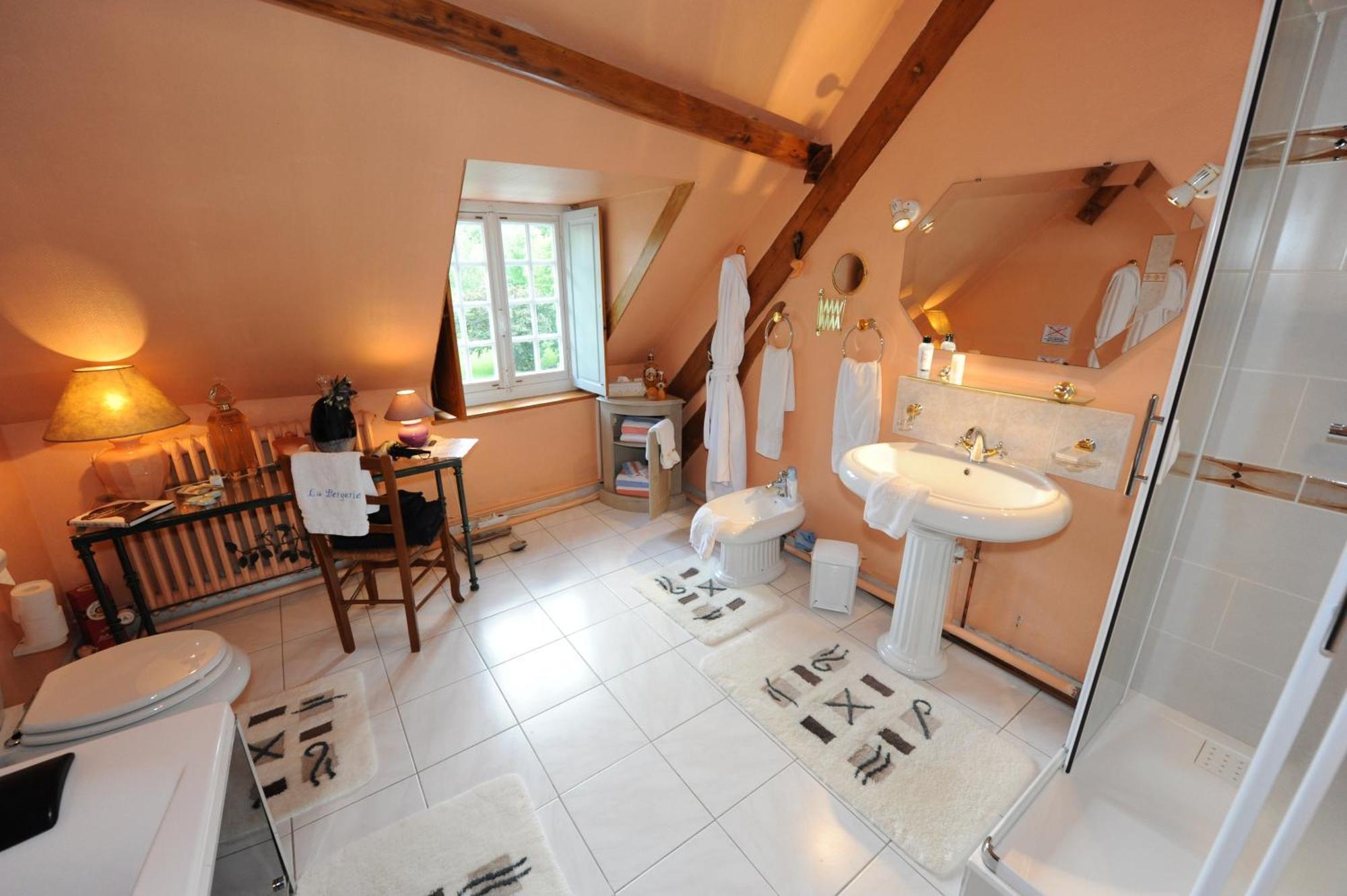 Chambres D'Hotes La Bergerie De L'Aqueduc Houx Номер фото